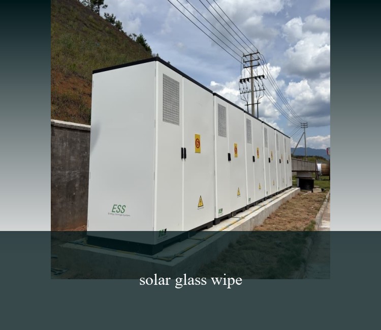 solar glass wipe